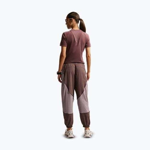 Штани для бігу жіночі Nike Swift UV Repel Mid-Rise tattoo/light violet ore