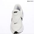 Кросівки для бігу жіночі Nike Revolution 8 EasyOn white/wolf grey/black 17