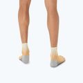 Шкарпетки ASICS Performance Run Quarter oatmeal/feather grey/pepper 6