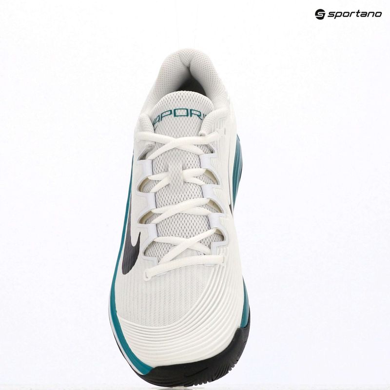 Кросівки тенісні чоловічі Nike Vapor 12 white / black / radiant emerald 11