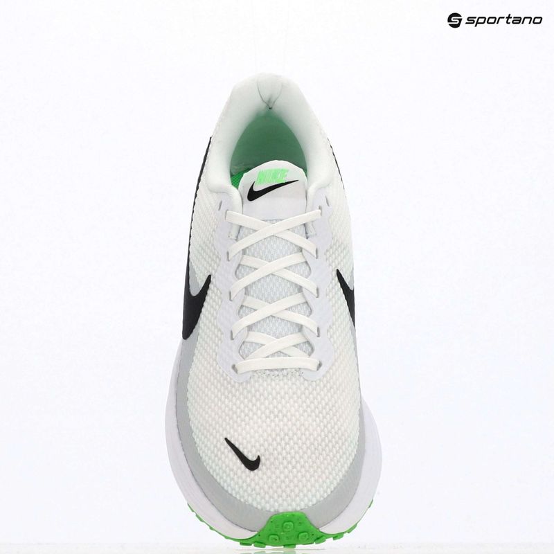 Кросівки для бігу чоловічі Nike Revolution 8 white/pure platinum/glacier blue/black 9
