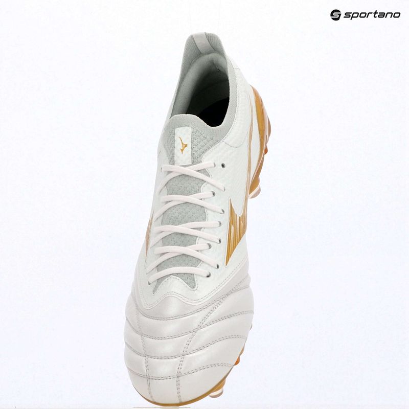 Кросівки футбольні Mizuno Morelia Neo IV Beta Elite Mix white/mp gold/cool gray 3c 9