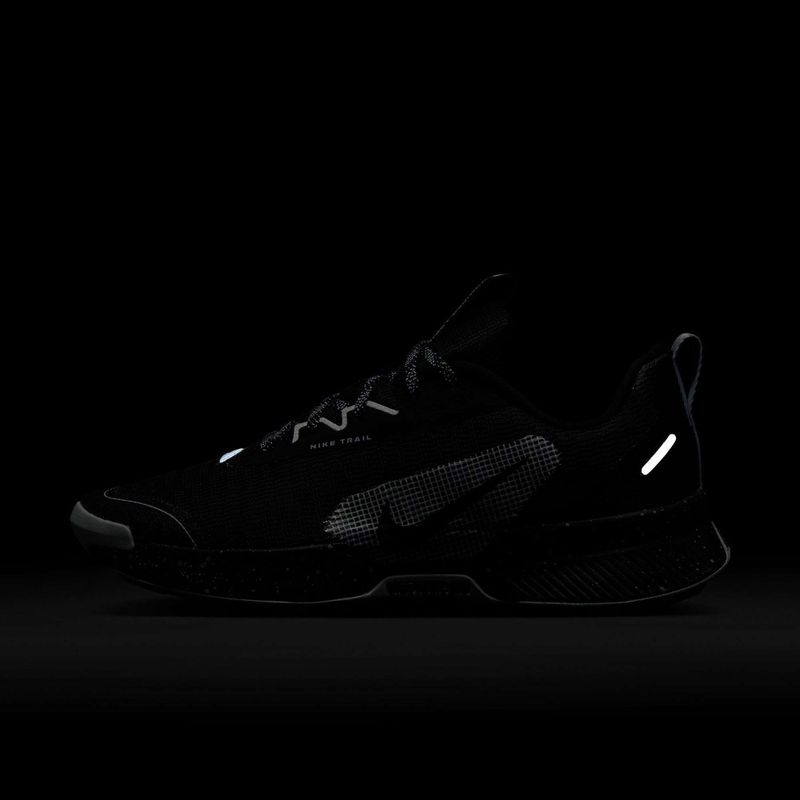 Кросівки для бігу жіночі Nike Juniper Trail 3 black/wolf grey/photon dust/black 8