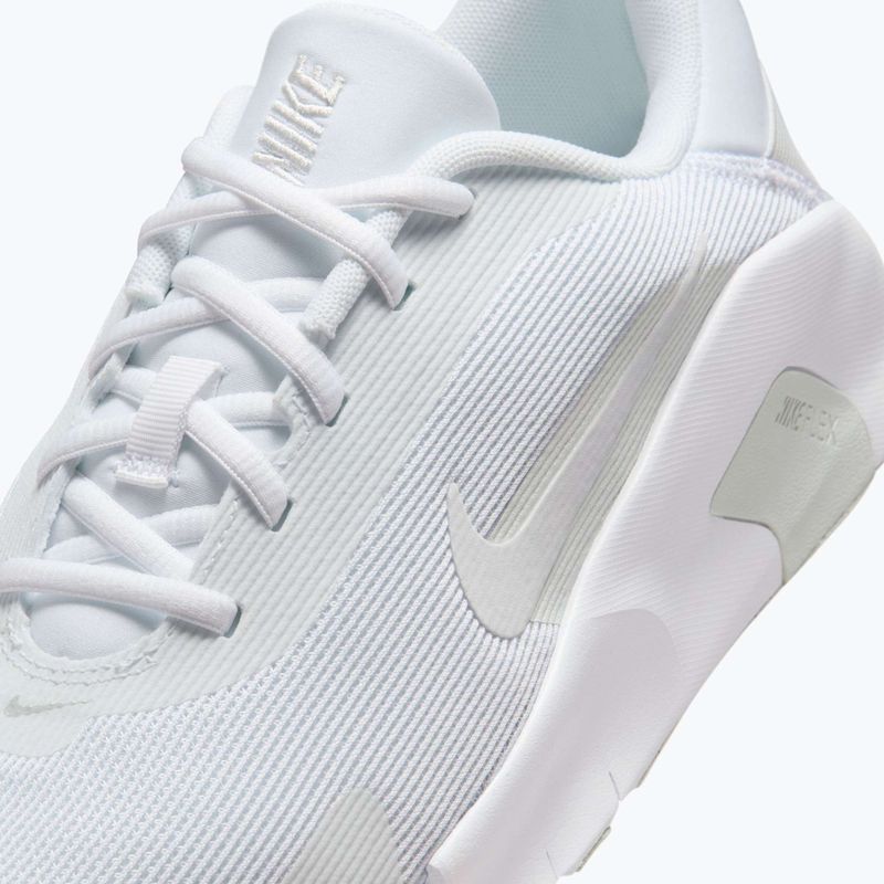 Кросівки для тренувань чоловічі Nike Flex Train white/photon dust/white 8