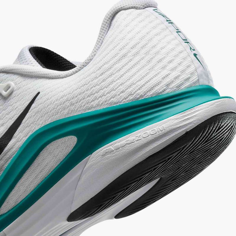 Кросівки тенісні чоловічі Nike Vapor 12 white / black / radiant emerald 9