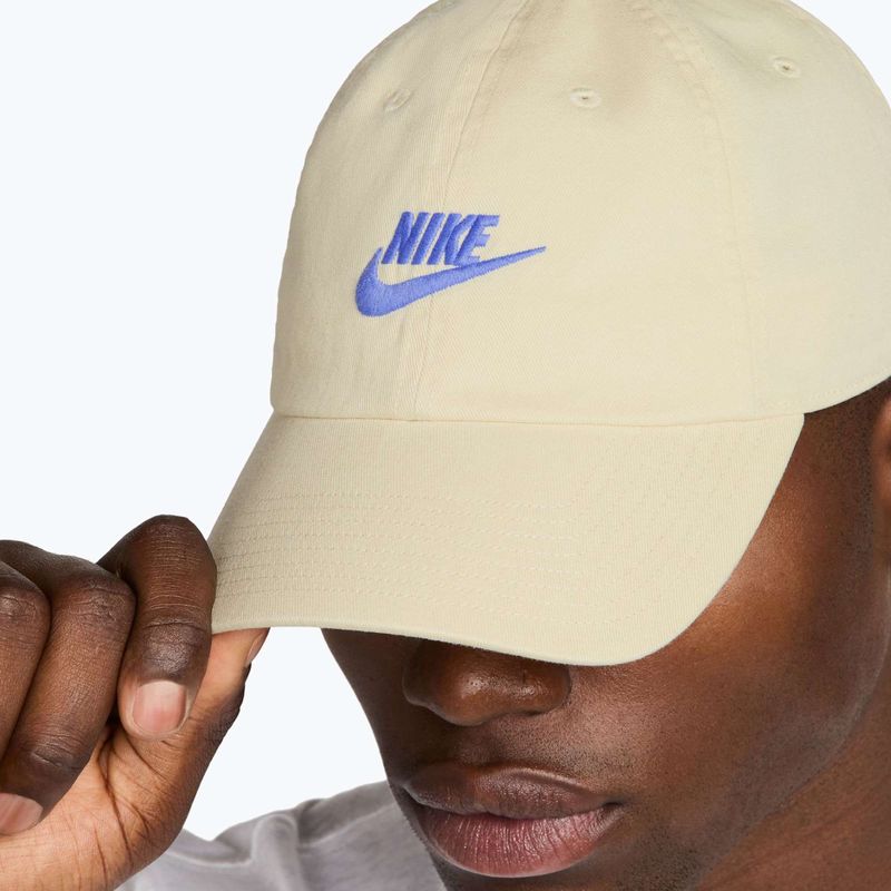 Кепка Nike Club Unstructured Futura Wash light khaki/sapphire 8