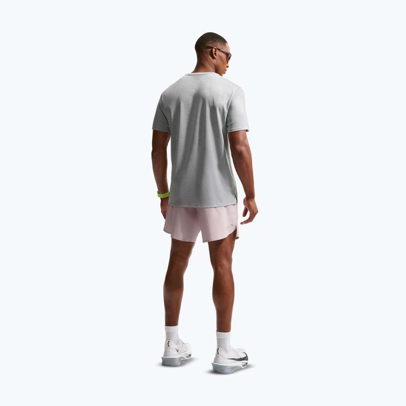 Шорти для бігу чоловічі Nike Stride Dri-Fit Brief-Lined 7" particle rose 3