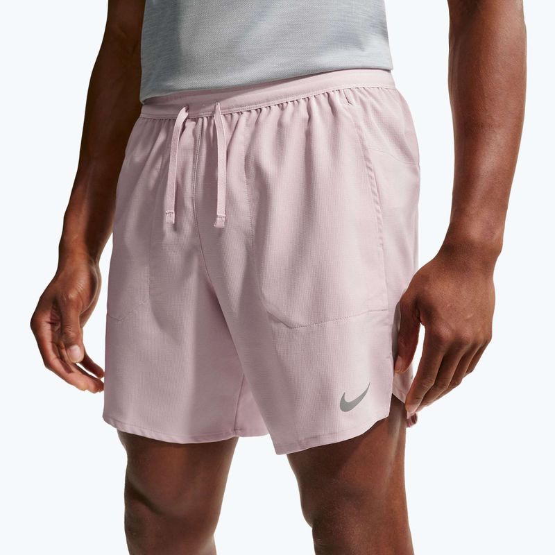 Шорти для бігу чоловічі Nike Stride Dri-Fit Brief-Lined 7" particle rose 5