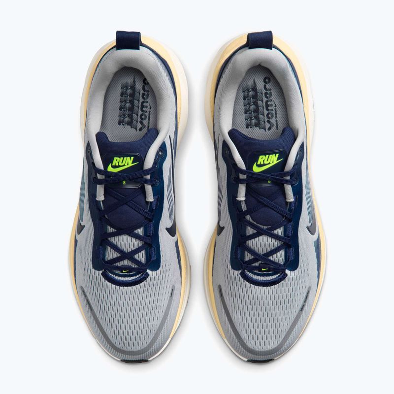 Кросівки для бігу чоловічі Nike Vomero 18 wolf grey/pewter/sail/midnight navy 4