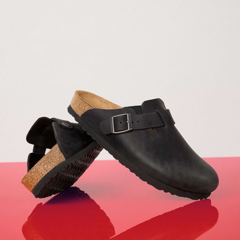 BIRKENSTOCK Boston LEOI Вузькі чорні шльопанці 9