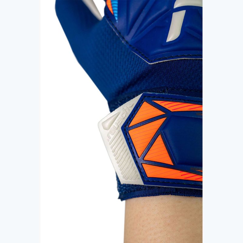 Рукавиці воротарські дитячі Reusch Attrakt Starter Solid Junior sharp blue/white/shocking orange 8