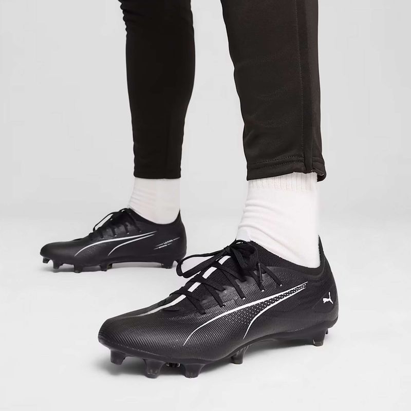 Кросівки футбольні PUMA Ultra 5 Match FG/AG puma black/puma white 3