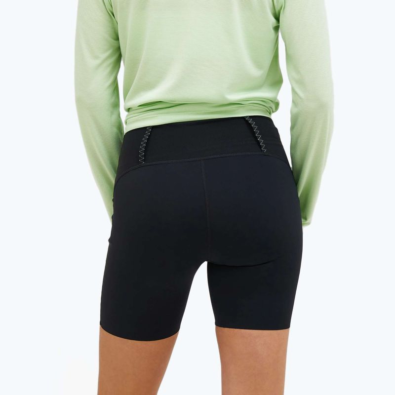 Шорти жіночі Peak Performance Light Short black 2