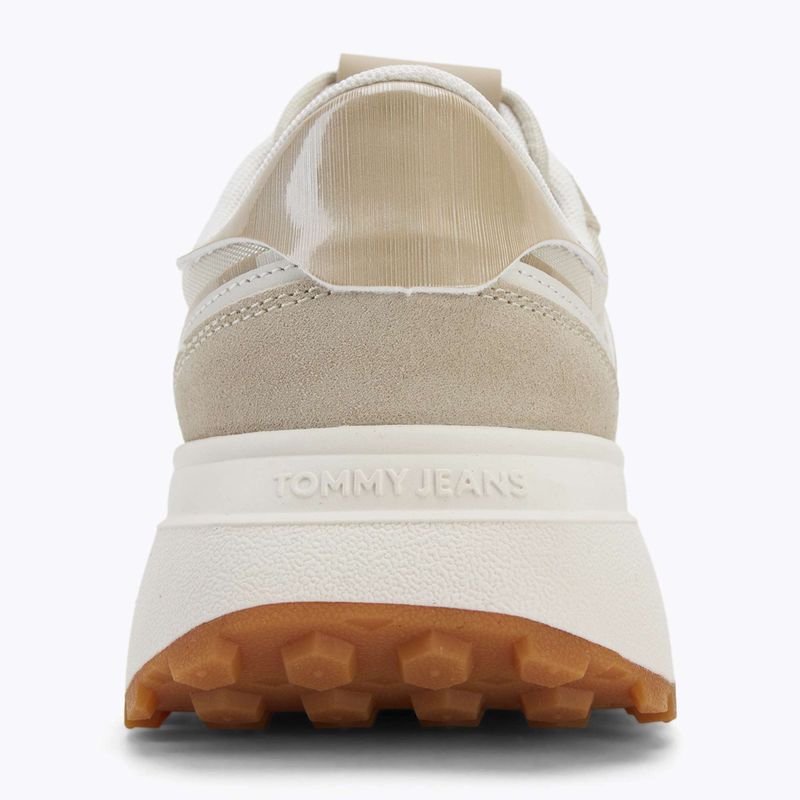 Кросівки жіночі Tommy Jeans Cleated Runner white clay 6